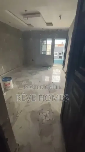 Mini Flat in Obanikoro for rent