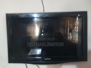 A Clean Samsung 32 Inches Tv