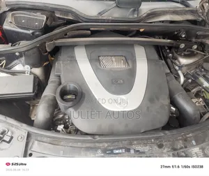Mercedes-Benz GL-Class 2009 Brown