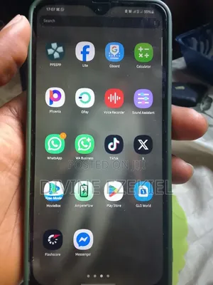 Samsung Galaxy A30 64 GB White