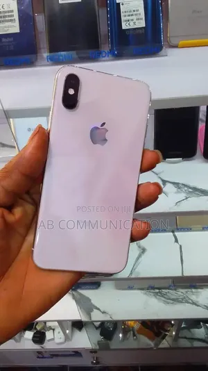 Apple iPhone X 64 GB White