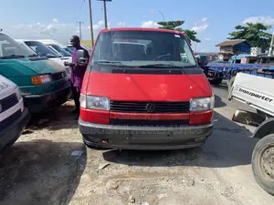 Volkswagen Transporter 2005 Red