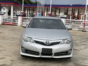 Toyota Camry SE Limited Edition 4dr Sedan (2.5L 4cyl 6A) 2012 Silver