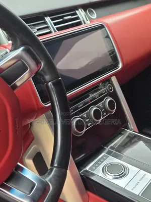 Land Rover Range Rover Vogue 2016 White