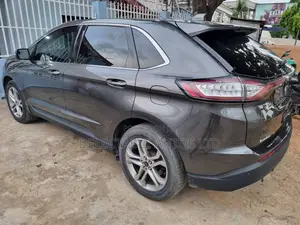 Ford Edge Titanium 4dr SUV (2.0L 4cyl Turbo 6A) 2015 Gray