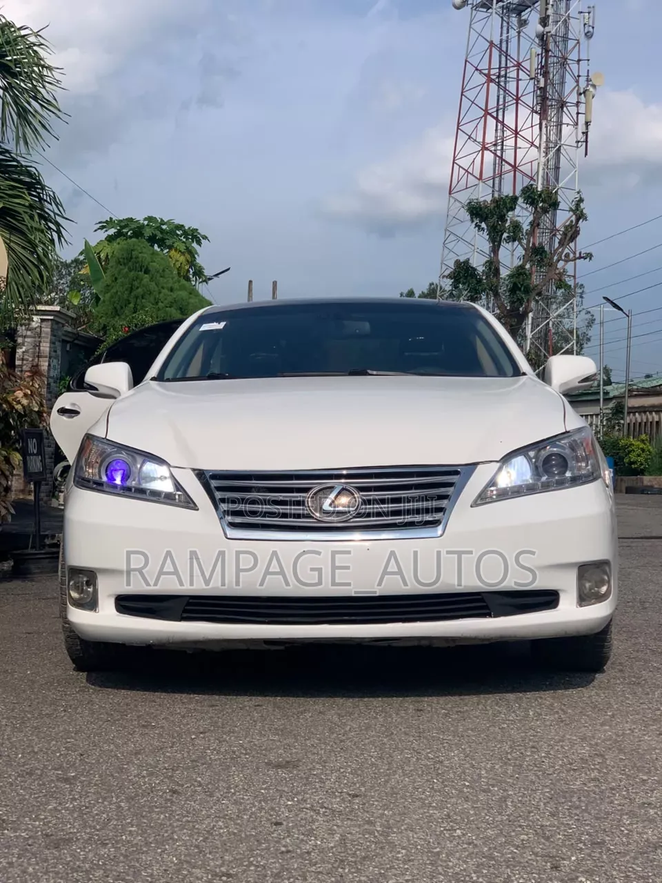 Lexus ES 2012 White