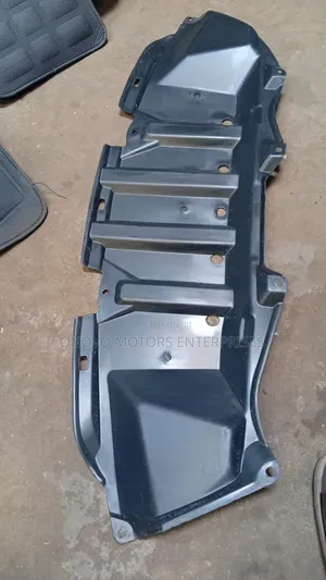 Toyota Yaris 05 Engine Protector Model