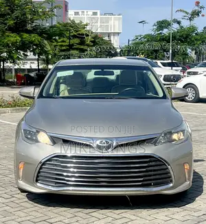 Toyota Avalon 2016 Gold