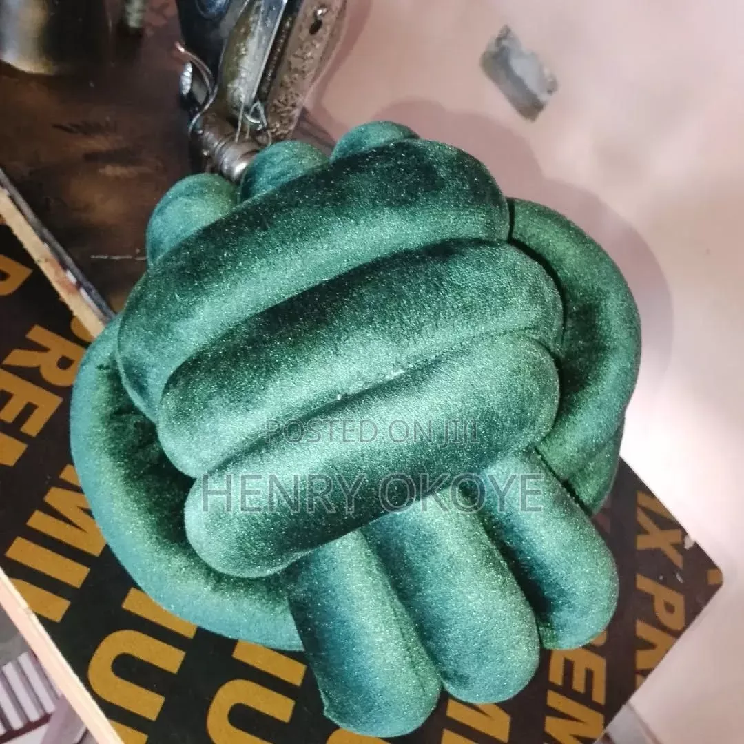 Knot Balls