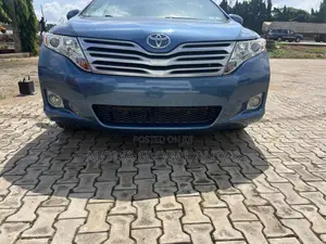 Toyota Venza V6 AWD 2010 Blue