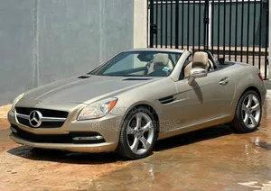 Mercedes-Benz SLK-Class 2011 Gold