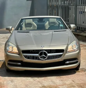 Mercedes-Benz SLK-Class 2011 Gold