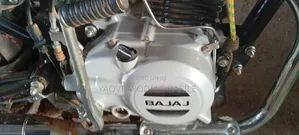 New Bajaj Boxer BM100ES 2026 Red