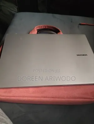 Samsung Galaxy Book 2 4GB Qualcomm Snapdragon X Plus HDD+SSD 16 GB