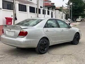 Toyota Camry 2006 Silver