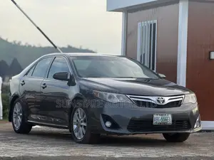 Toyota Camry 2014 Gray