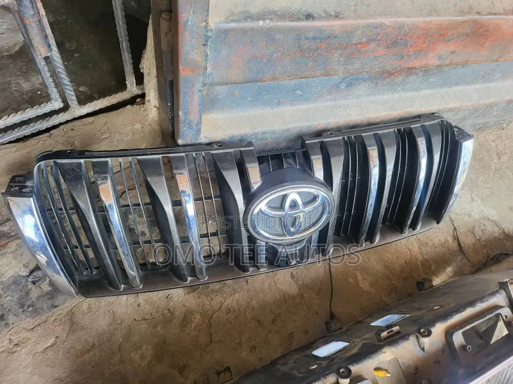 Original 2012 Model Toyota Prado