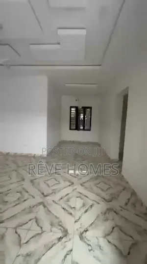 2bdrm Apartment in Pedro, Shomolu / Shomolu for rent