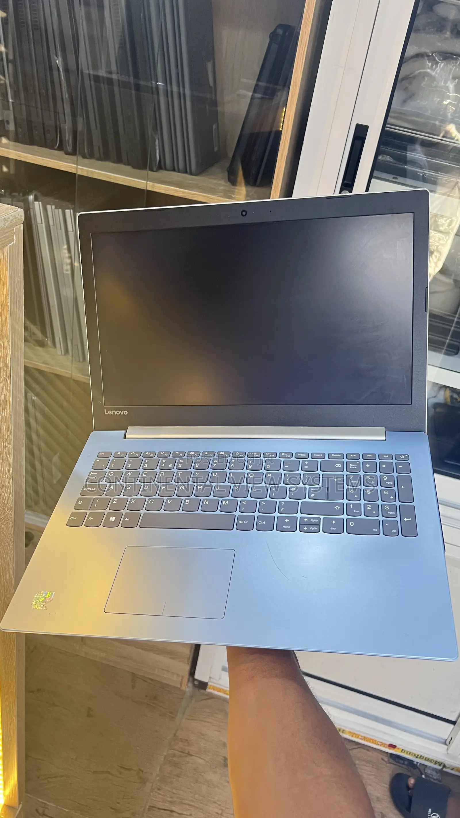 Laptop Lenovo IdeaPad 320 4GB Intel Core i5 HDD 320GB