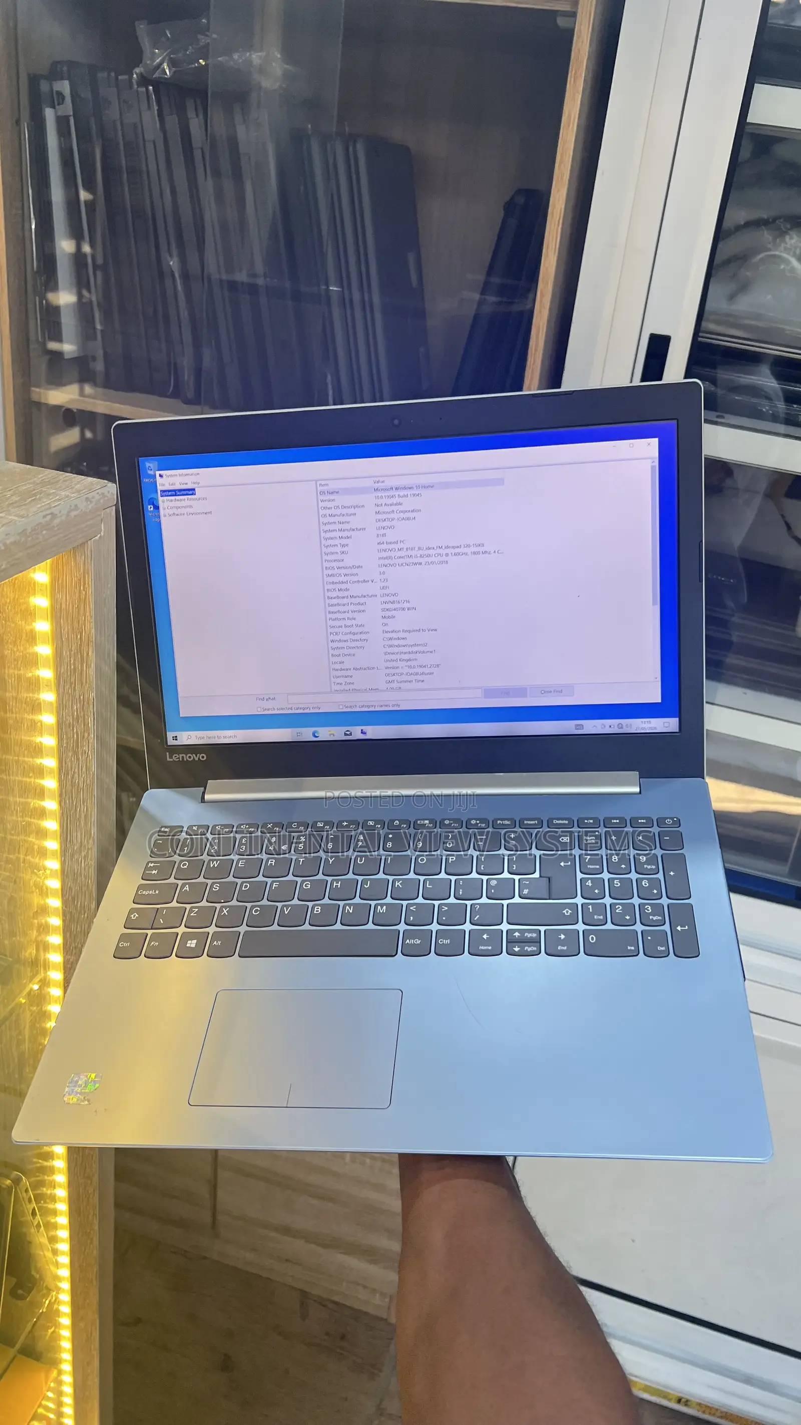 Laptop Lenovo IdeaPad 320 4GB Intel Core i5 HDD 320GB