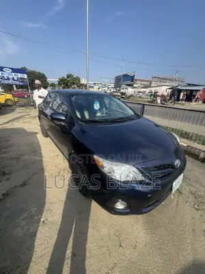 Toyota Corolla LE 4dr Sedan (1.8L 4cyl 4A) 2012 Blue