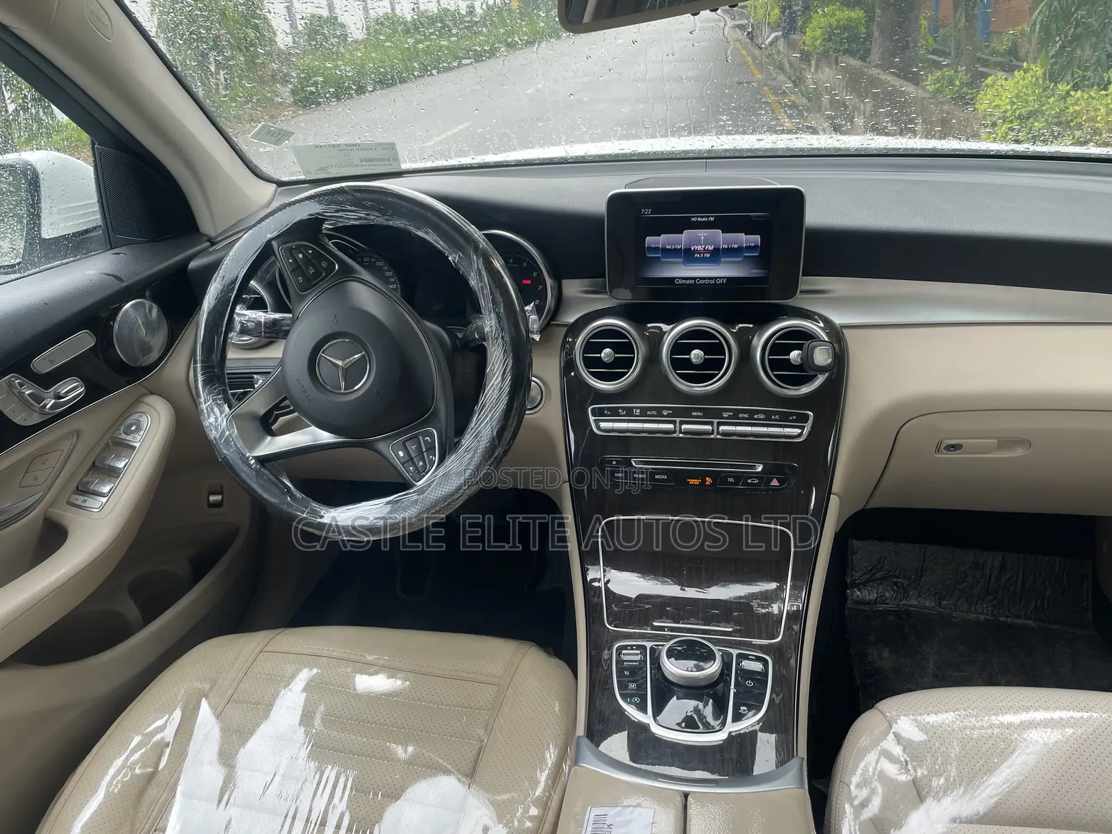Mercedes-Benz GLC-Class 2017 White