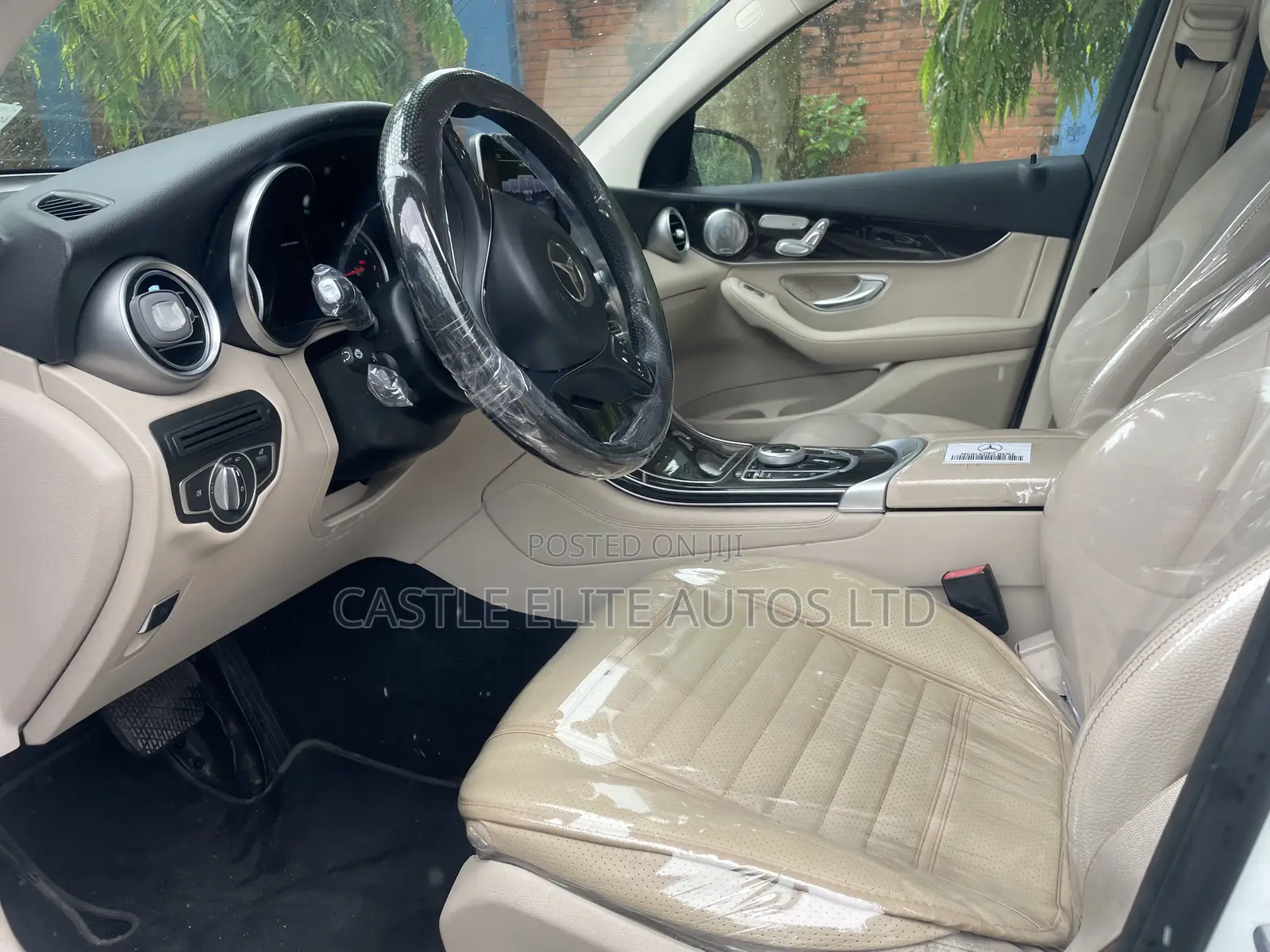 Mercedes-Benz GLC-Class 2017 White