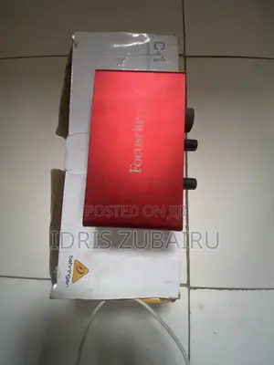 Scarlett Solo Focusrite 2i2 3rd Gen. Behringer C1 Condenser Mic