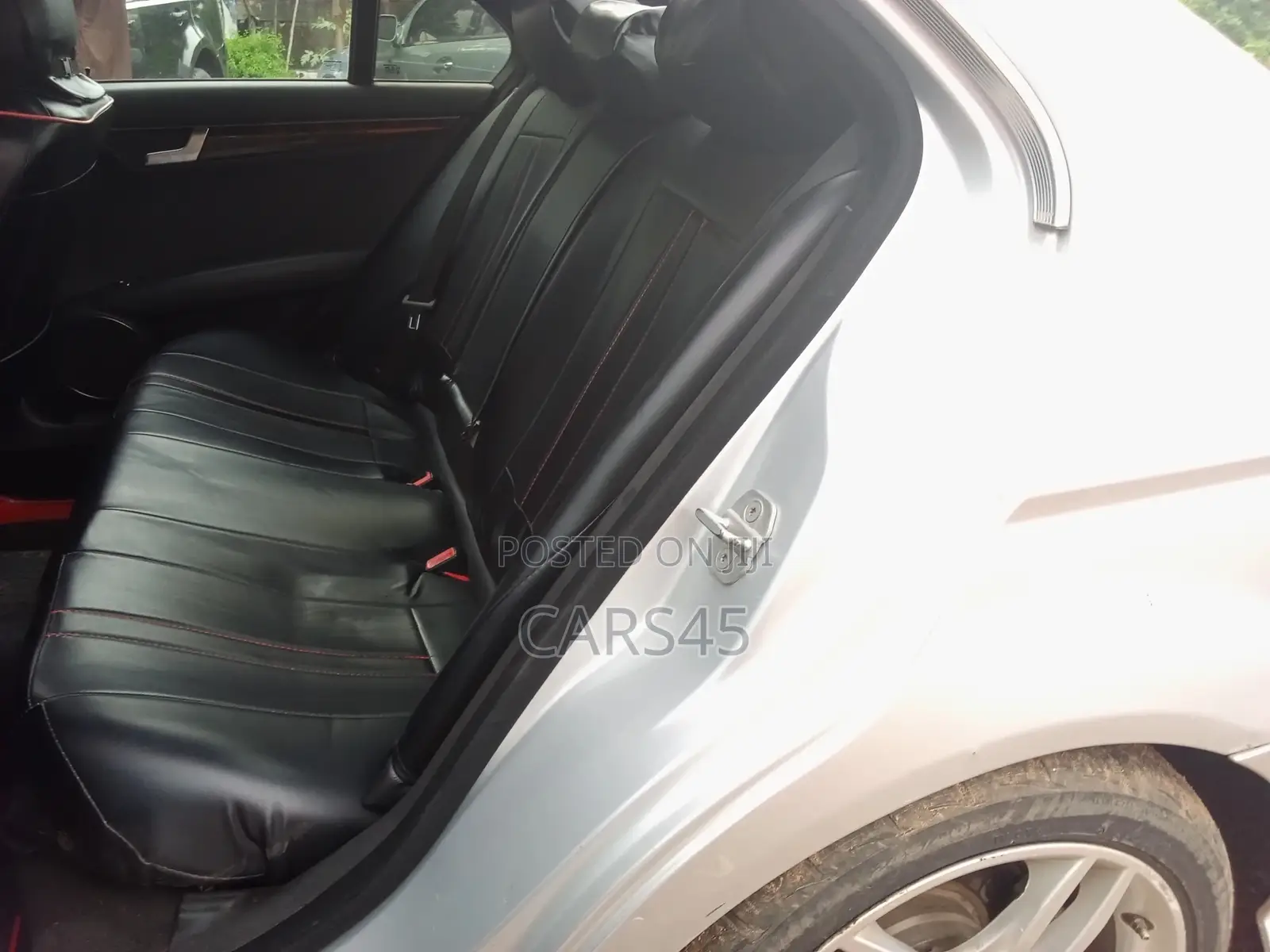 Mercedes-Benz C300 2012 Silver