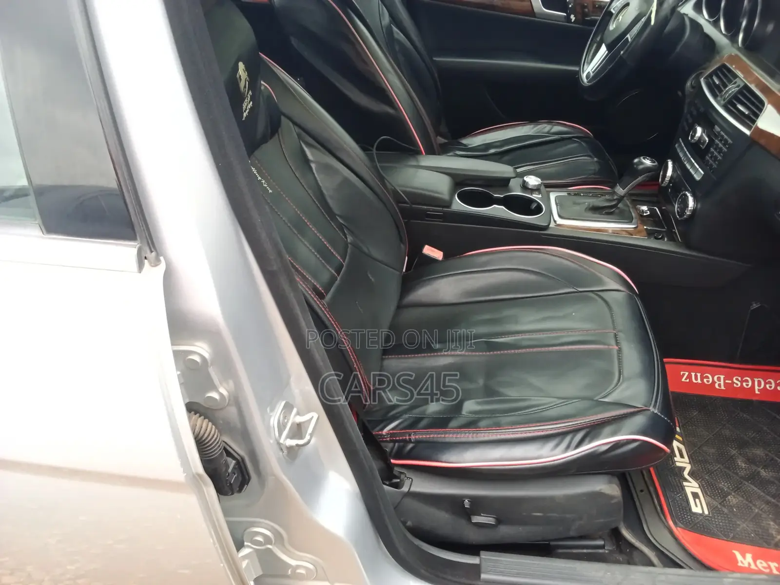 Mercedes-Benz C300 2012 Silver