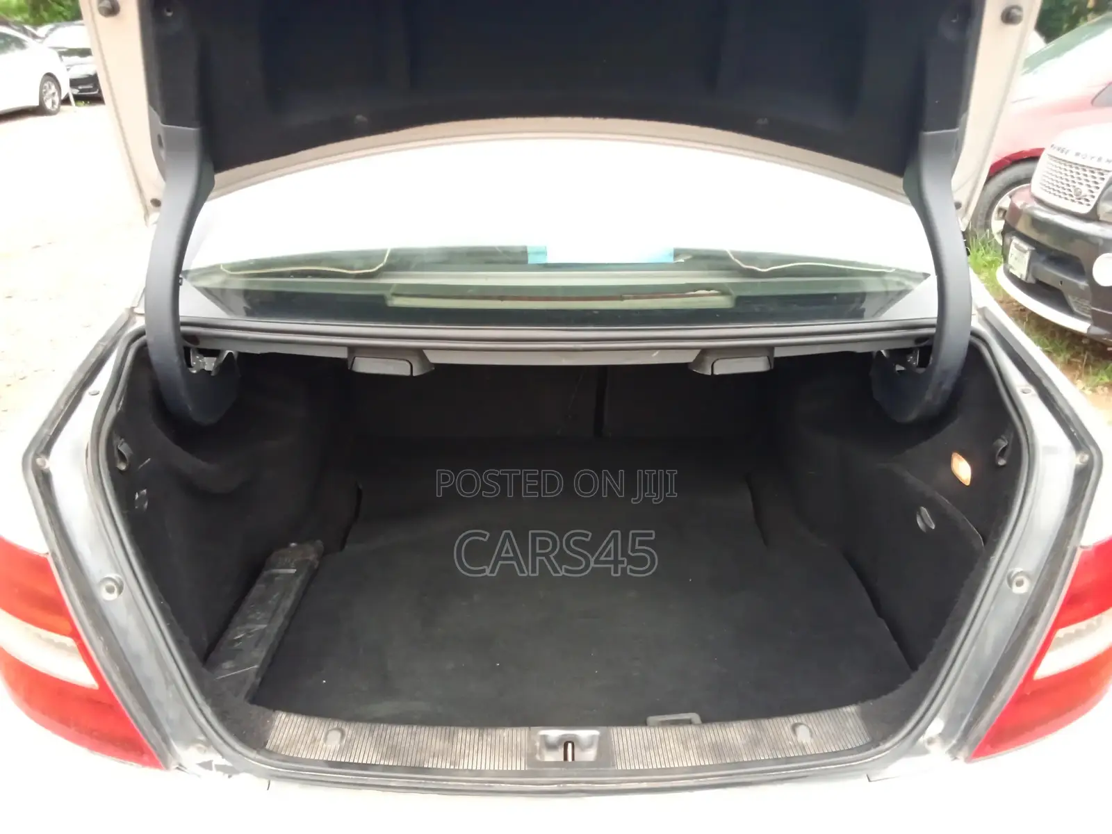 Mercedes-Benz C300 2012 Silver