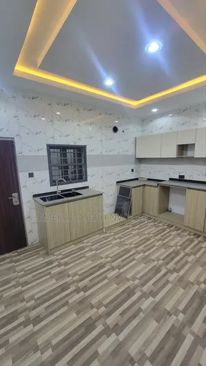 2bdrm Townhouse / Terrace in Dawaki for rent