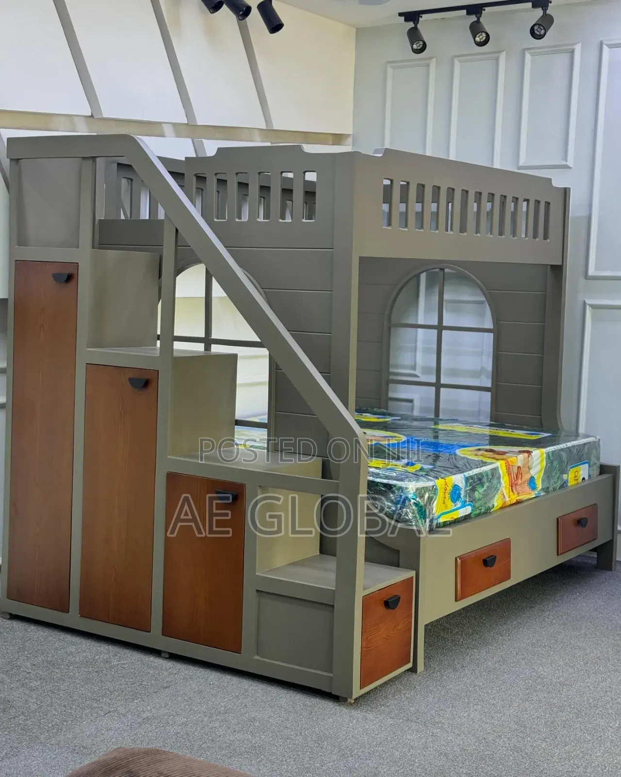 Imported Bunk Bed 4.5/6