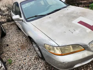 Honda Accord 2.4i 2002 Gray