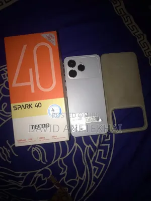 Tecno Spark 40 128 GB Silver