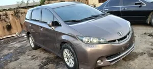 Toyota Wish 2013 Brown