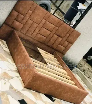 Modern Luxurious High Quality Bed Frame