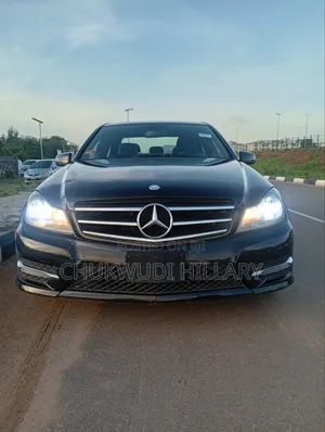 Mercedes-Benz C300 2014 Black