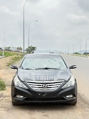 Hyundai Sonata Limited Sedan FWD (2.4L 4cyl 6A) 2011 Black