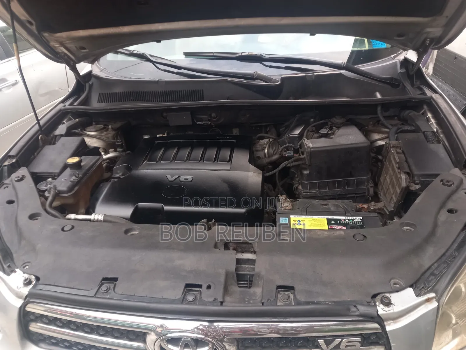 Toyota RAV4 2010 Silver