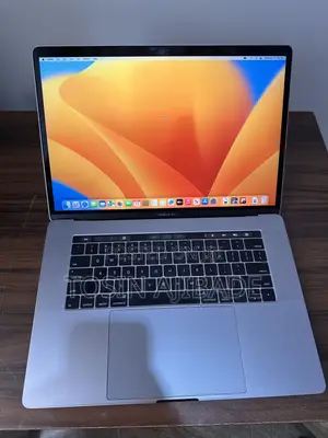 Laptop Apple MacBook Pro 2017 16GB Intel Core i7 SSD 1T