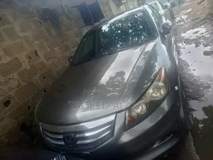 Honda Accord 2010 Gray