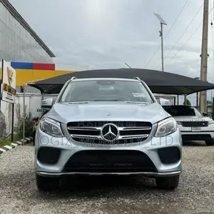 Mercedes-Benz GLE-Class GLE 350 2017 Blue