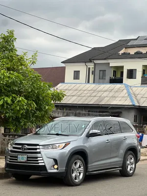 Toyota Highlander Limited 4dr SUV AWD (3.5L 6cyl 6A) 2015 Blue