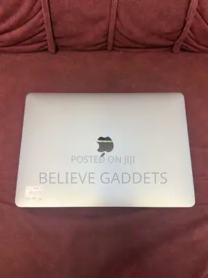 Laptop Apple MacBook Pro 2023 M2 8GB Apple M2 SSD 512GB