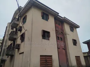 3bdrm Block of Flats in Okota for sale