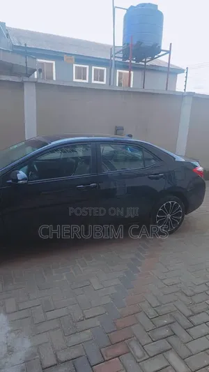 Toyota Corolla S 4dr Sedan (1.8L 4cyl CVT) 2015 Black