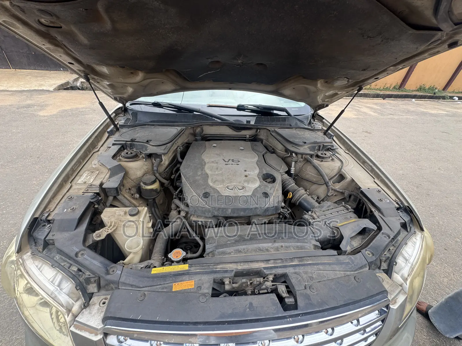 Infiniti FX35 Base 4x2 (3.5L 6cyl 5A) 2008 Gold