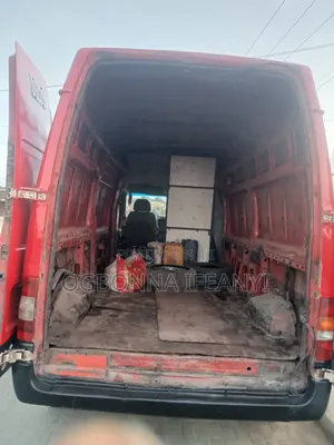Ford F550 1999 Red
