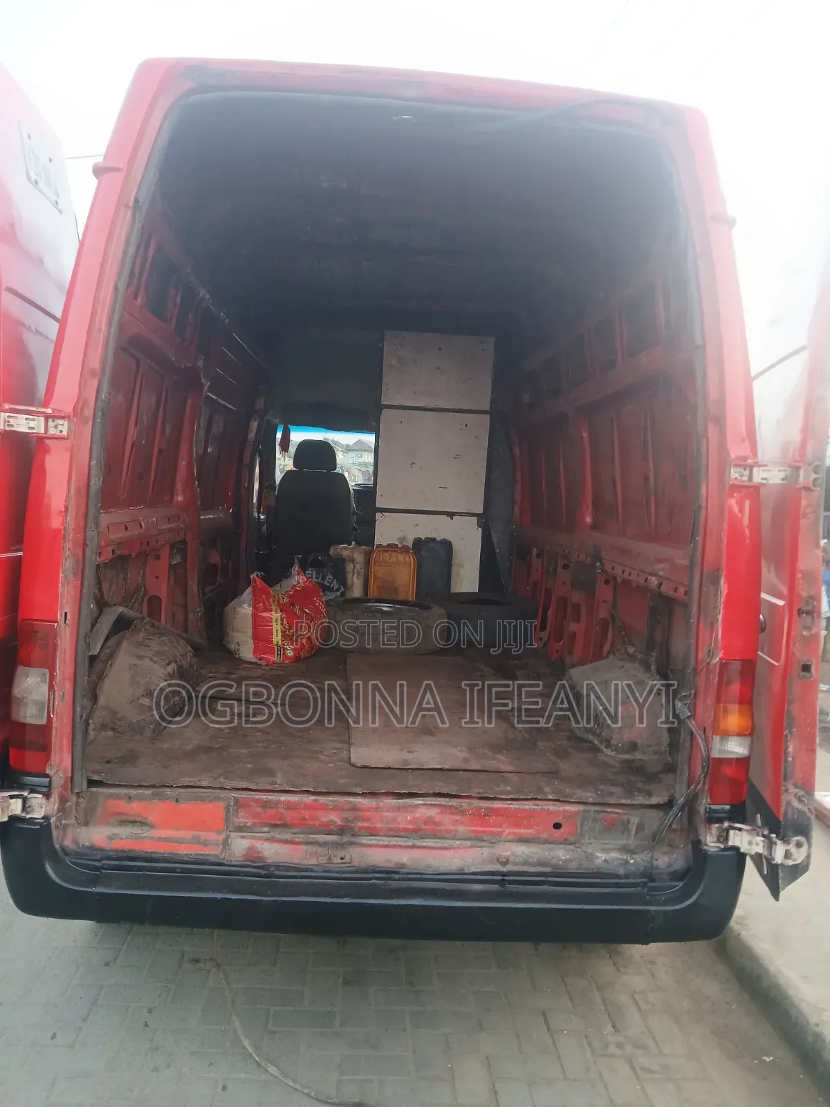 Ford F550 1999 Red